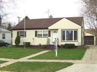 1540 Hampton Rd, Mount Clemens, MI 48043