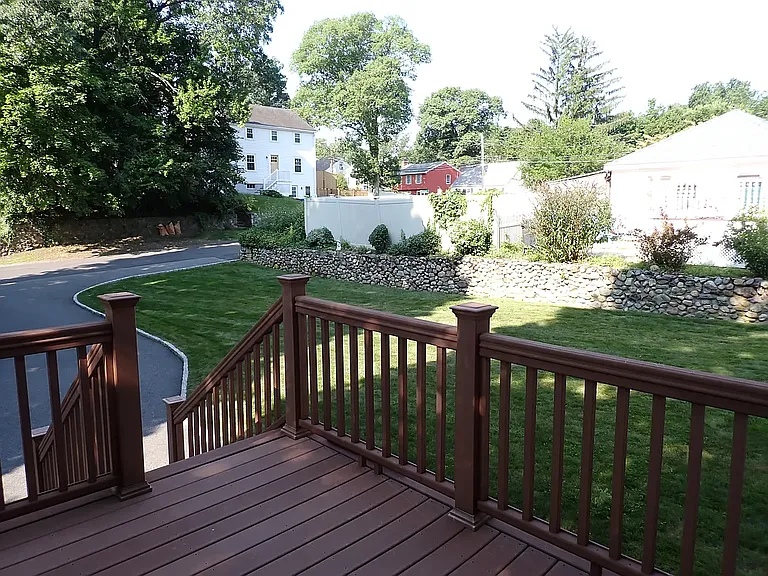 172 Weston St #2 — Photo 7