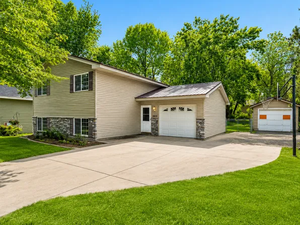 31050 Foster Ave, Stacy, MN 55079