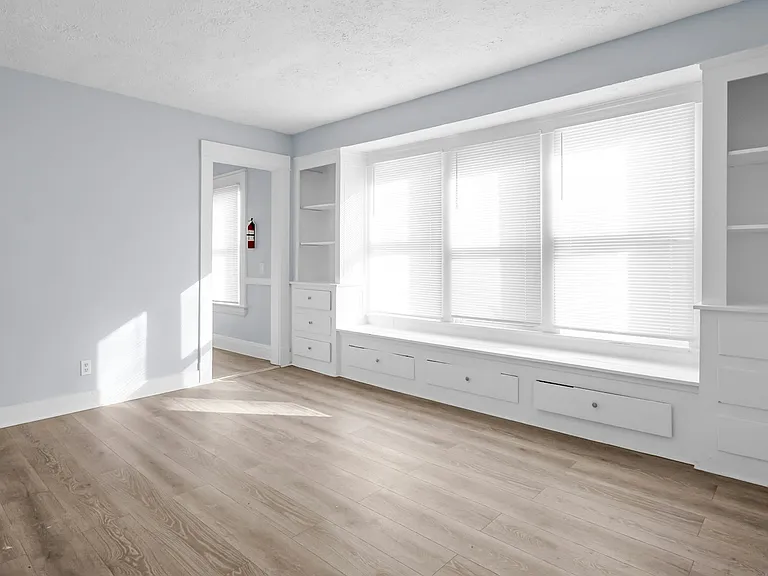 11215 Whitmore Ave #B — Photo 11