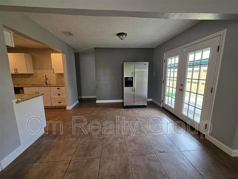 1115 Rock Canyon Dr — Photo 7