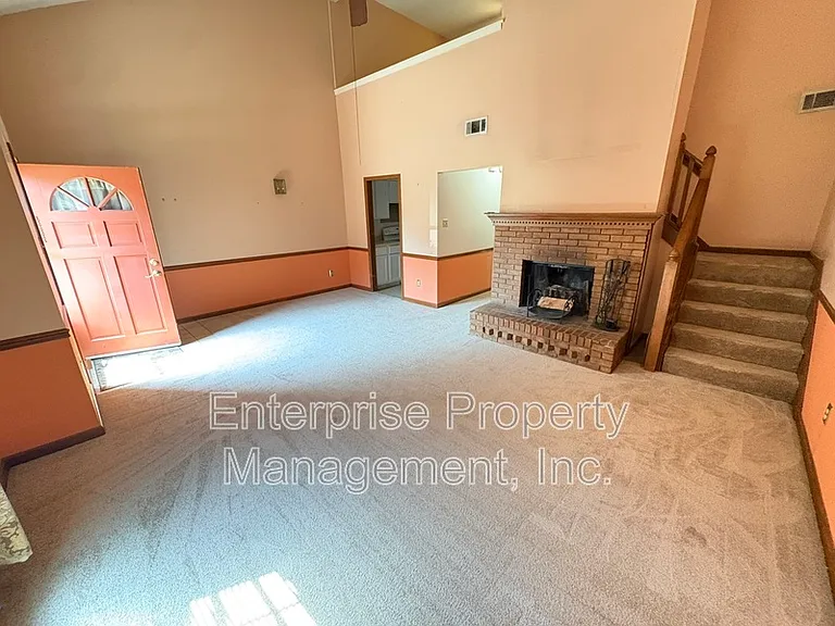 2995 Charlestowne Pl — Photo 5