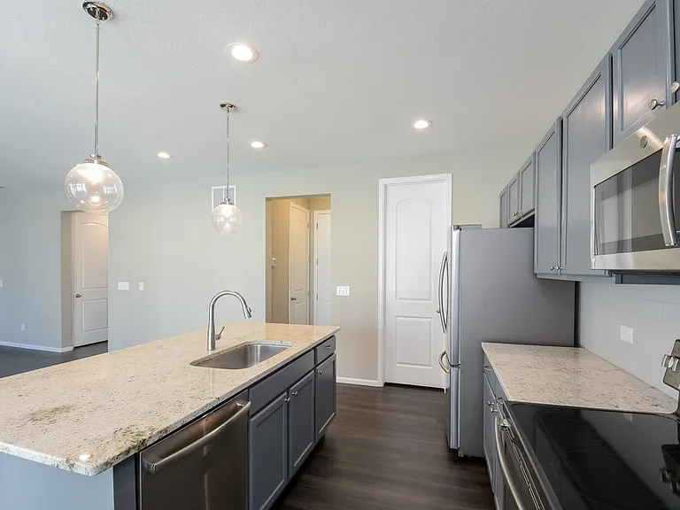 3565 Makley Cir — Photo 8