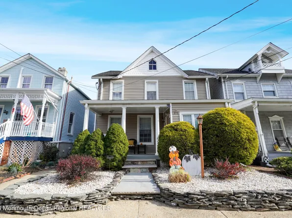 89 Church Street, Keyport, NJ 07735