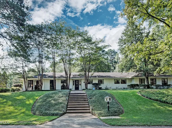 1955 Douglass Dr, Jackson, MS 39211