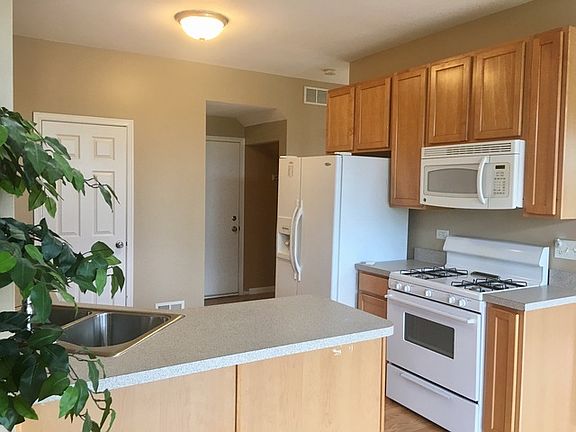 5th image of 25025 S Clare Cir