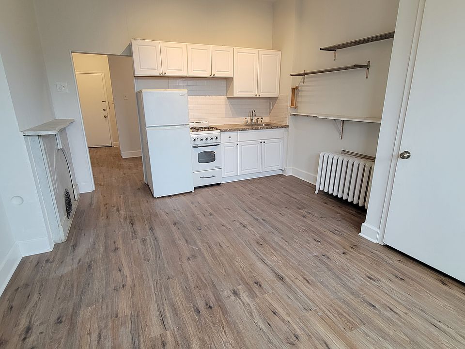 1st image of 719 Corinthian Ave #2R