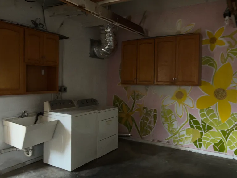 108 Andrew Ave — Photo 9