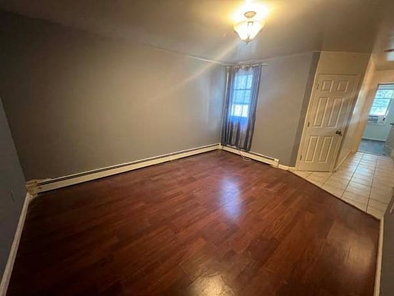 2nd image of 6039 Palisade Ave #2