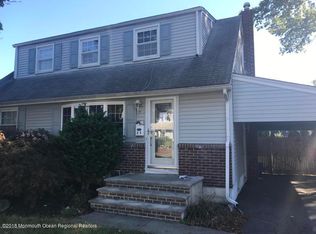35 Runyon Ave, Freehold, NJ 07728