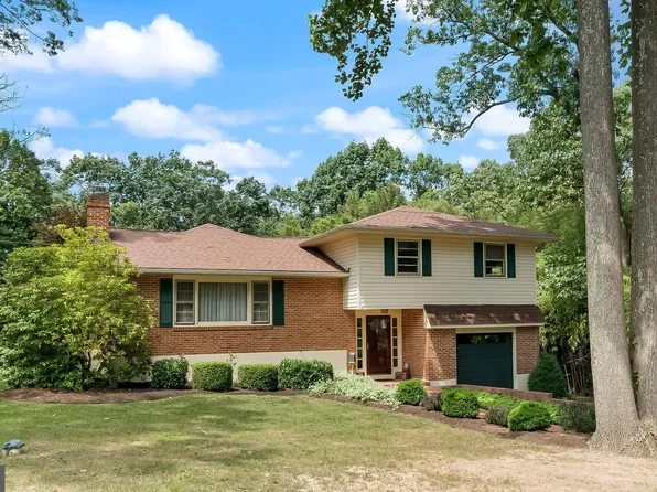 1363 Piedmont Dr, Downingtown, PA 19335