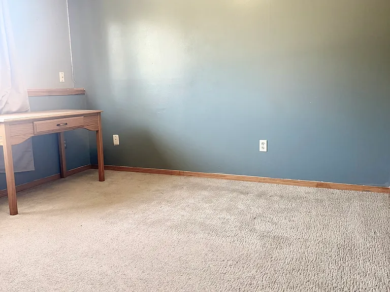 2117 S Rogers Cir — Photo 9