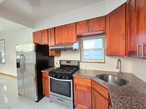 2nd image of 158 Bay 46 St #2