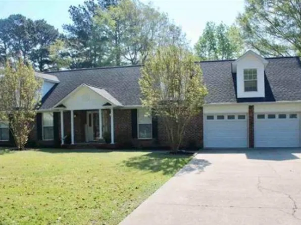 680 Torrey Pines Dr, Sumter, SC 29150
