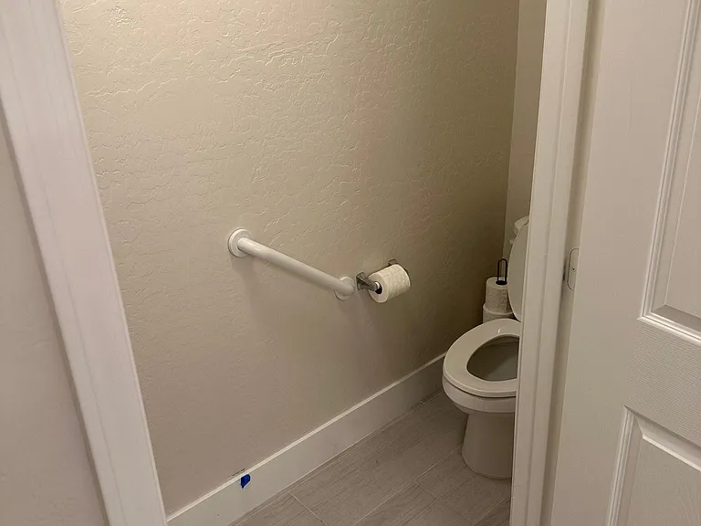 Master Bath Separate Toilet Room