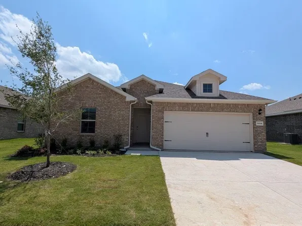 1008 Traction Trl, Cleburne, TX 76031