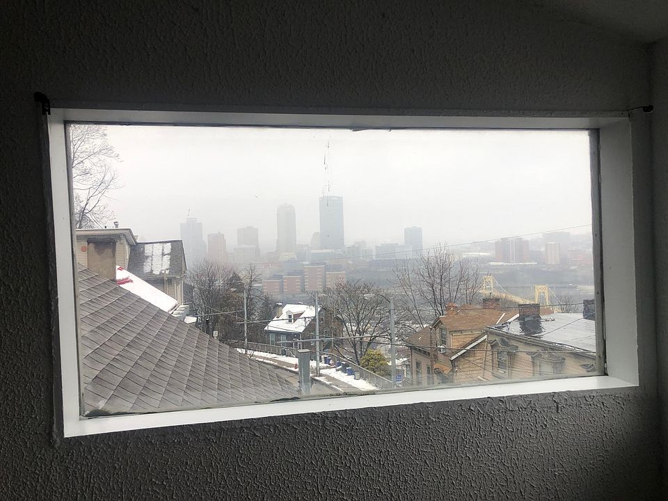 1st image of 916 Arlington Ave