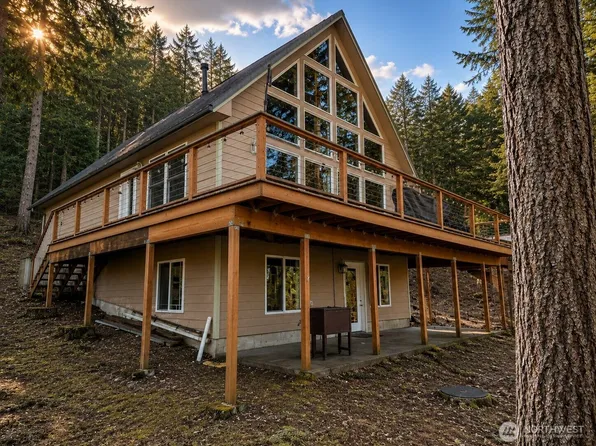70 N Rim view Place, Hoodsport, WA 98548