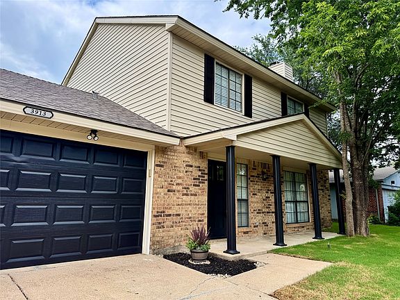 2nd image of 3913 Wrenwood Dr