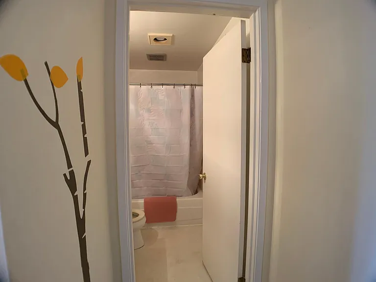 601 14th Ave E #202 — Photo 10