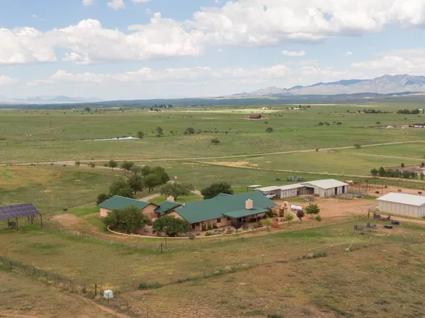 33 Curly Horse Ranch Rd, Sonoita, AZ 85637
