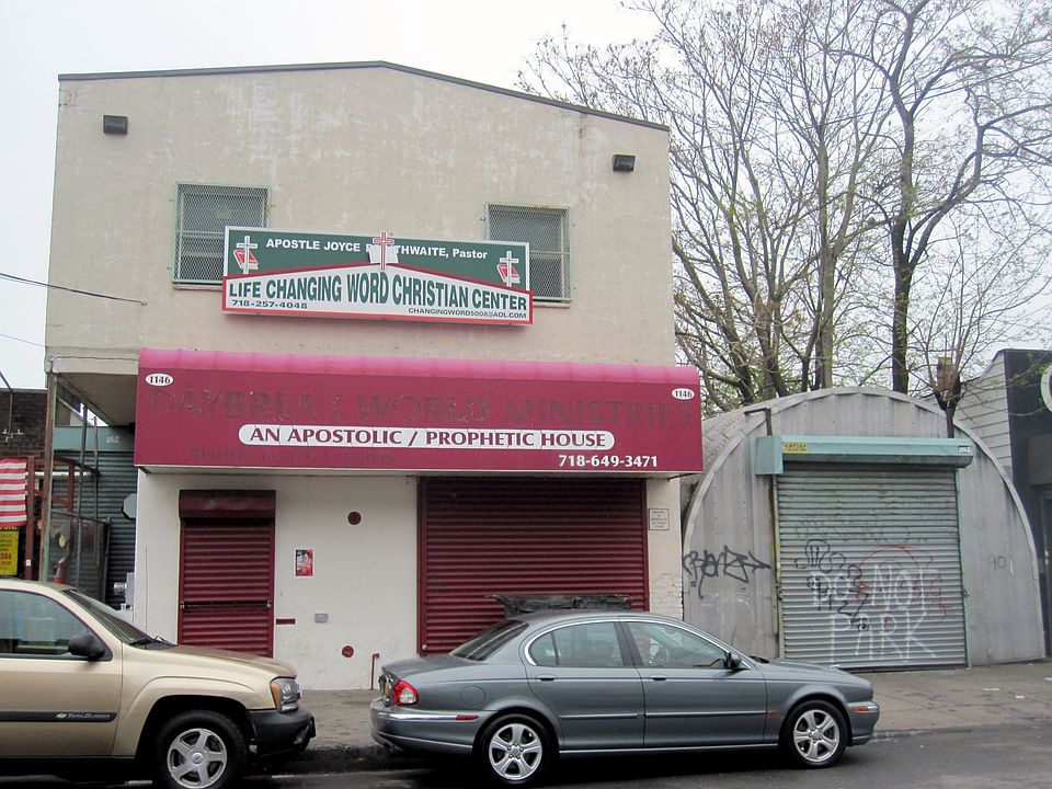 1st image of 1146 E 92nd St