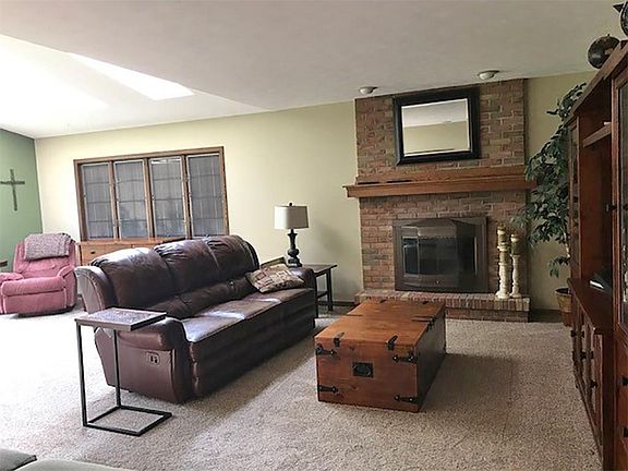 3rd image of 5439 Bondy Dr
