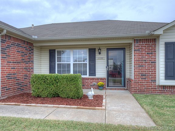 2nd image of 8912 S 258th East Ave