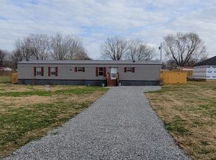 220 Texas Ave, Oak Grove, KY 42262