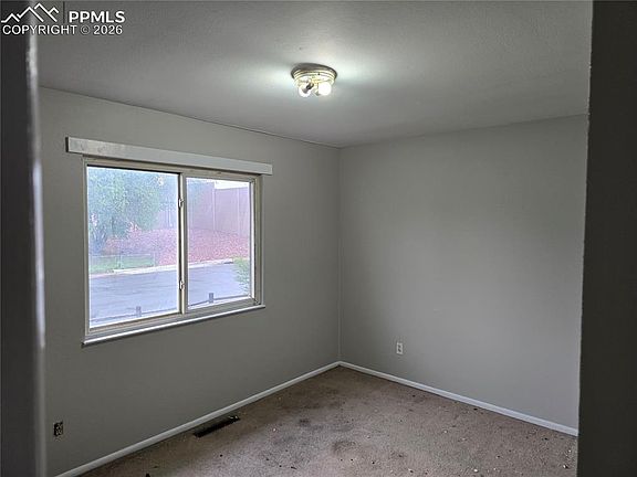 3rd image of 1503 Willshire Dr