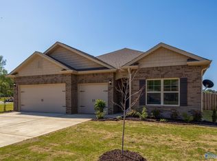 399 Sandy Oak Dr, Harvest, AL 35749