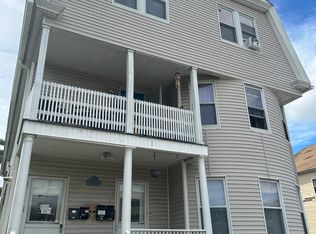 90 Vernon St APT 1, Worcester, MA 01610