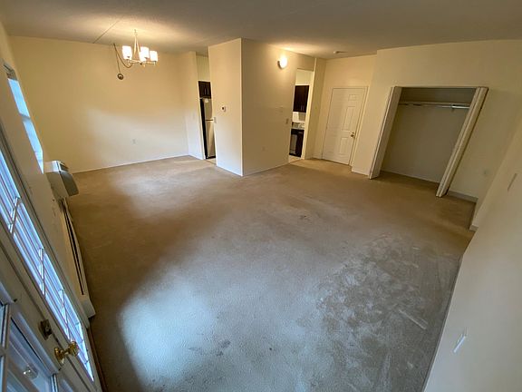 4th image of 757A Highland Ave #114N
