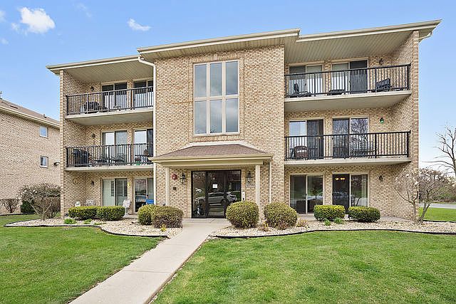 1st image of 12799 Saint Andrews Ct APT 102