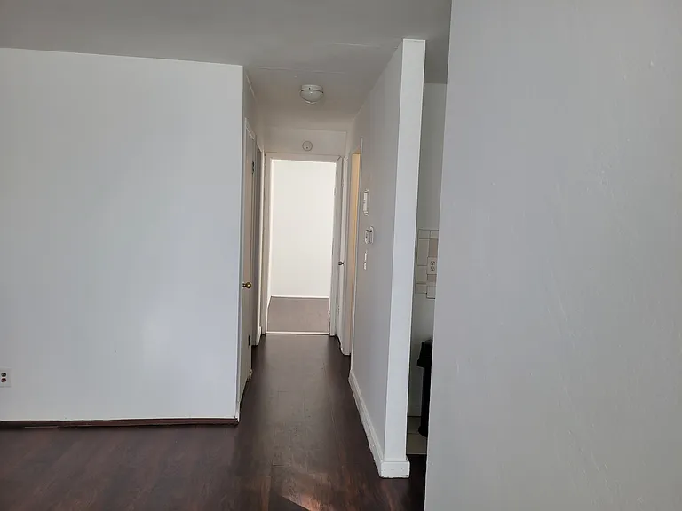 2519 S Parkcrest Dr #4 — Photo 8