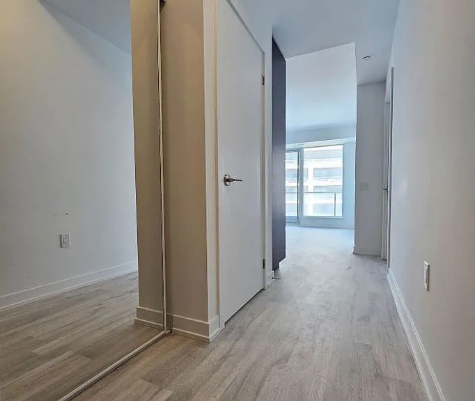 7 Golden Lion Hts #N2907 — Photo 2