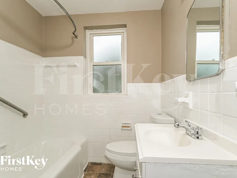 11251 Old Halls Ferry Rd — Photo 10