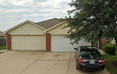 1st image of 476 Brookbank Dr