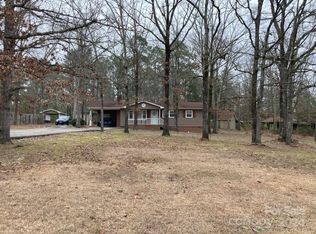 5845 Robinhood Rd, Fort Lawn, SC 29714