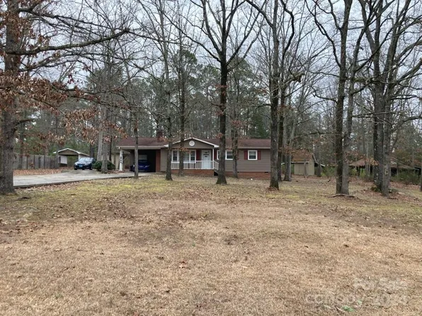 5845 Robinhood Rd, Fort Lawn, SC 29714