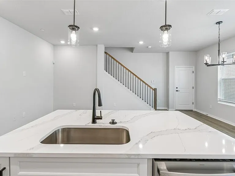 4357 Roush — Photo 8