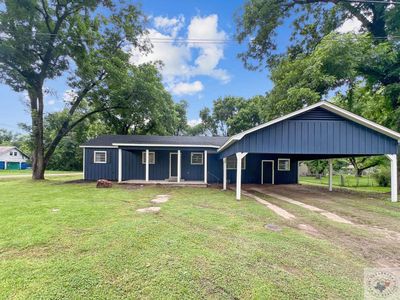 218 S Centre St, De Kalb, TX, 75559