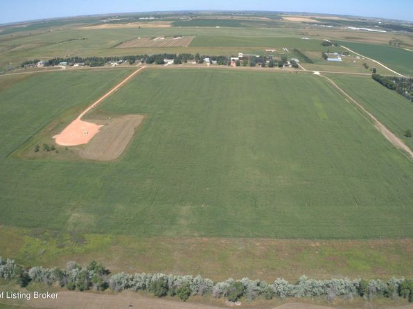 10 Highway W, Dickinson, ND 58601