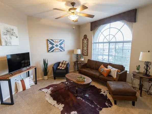 1500 E Pusch Wilderness Dr, Tucson, AZ