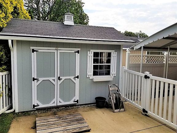 5th image of 406 Pin Oak Cir