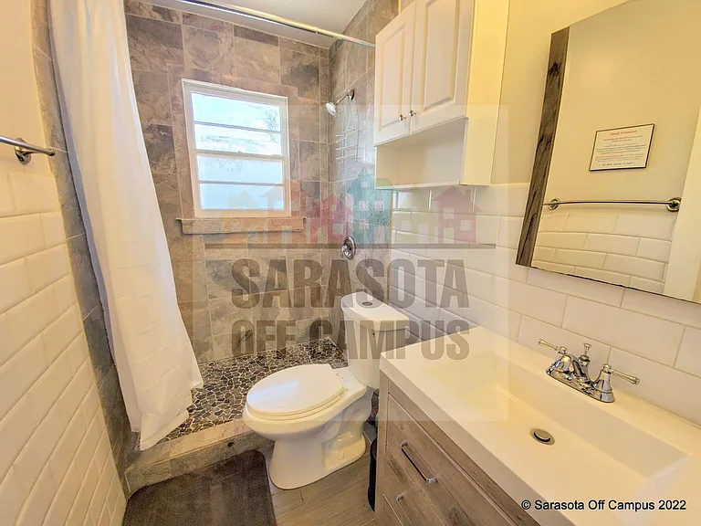 1119 32nd St #A-B — Photo 25