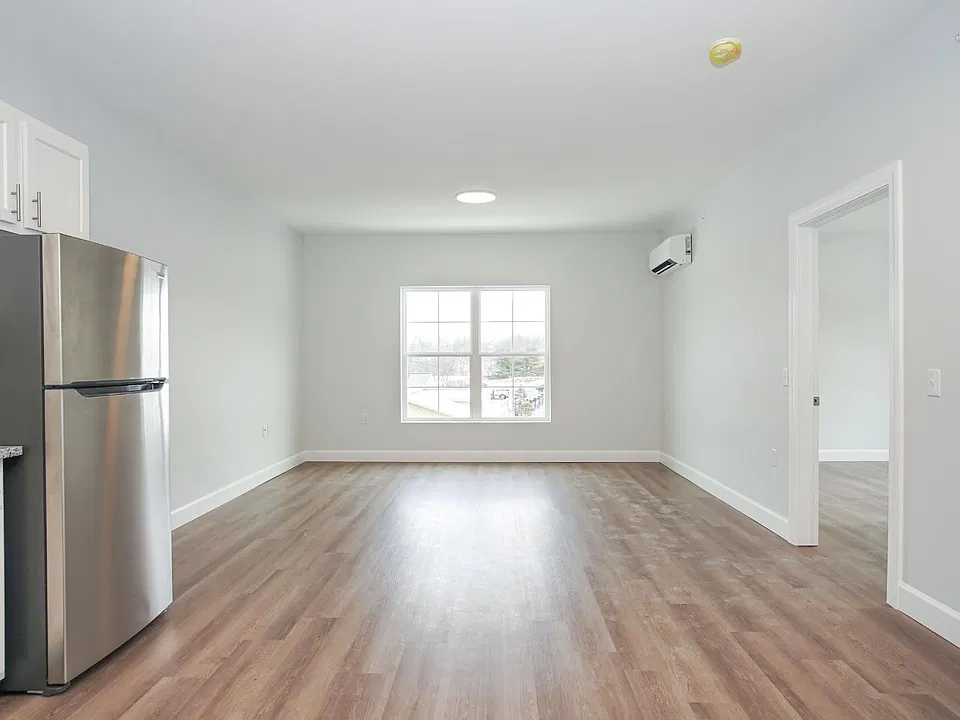 491 Campbell Ave #304