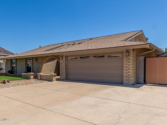 4th image of 4011 W VOLTAIRE Avenue