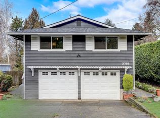 2708 NE 94th St, Seattle, WA 98115