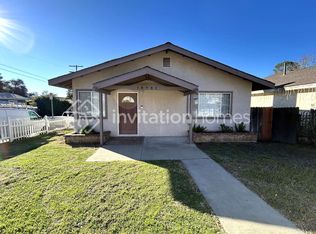 10751 Woodward Ave, Sunland, CA 91040